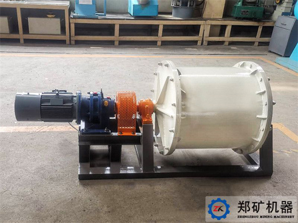 1.83x5.9米干式球磨机设备出口伊朗